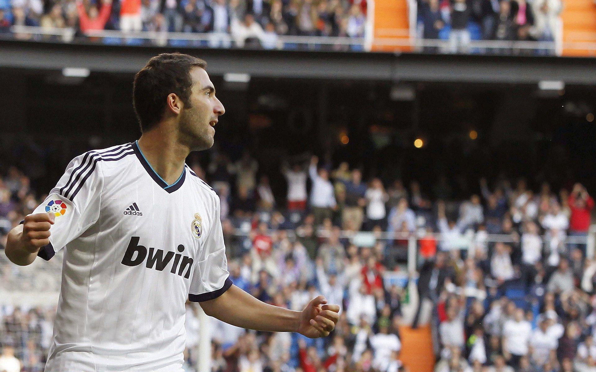 关键2 1定胜局！麦克丹尼尔斯16 11全能表现率队逆转，正负值 8彰显统治力